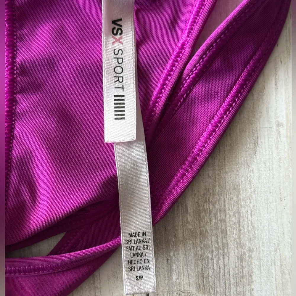 VSX Victorias Secret The Player Racerback Unlined Sports Bra Like A Boss Size S